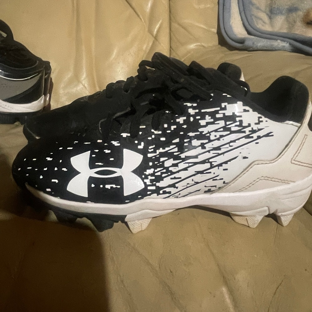 Under Armour Baseball cleats